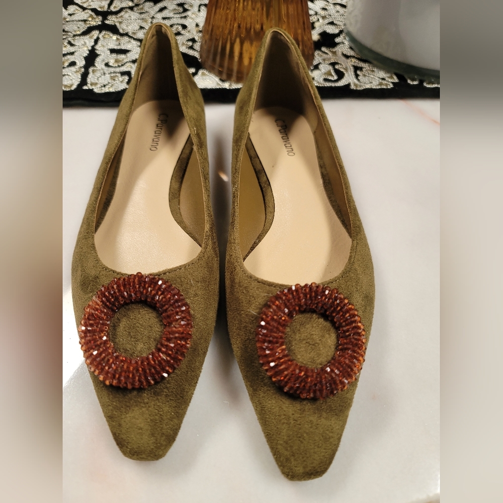 Sold Shoes - Picture 3 of 8